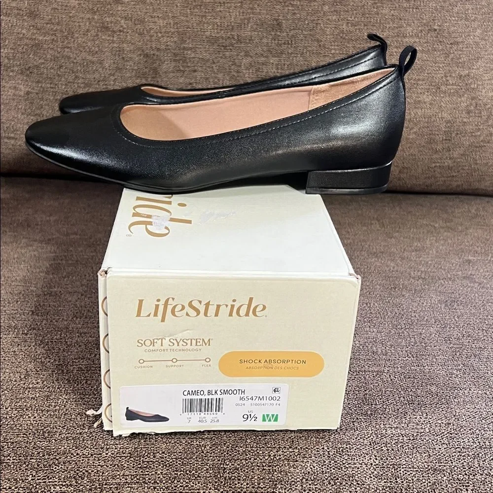 New Life Stride Cameo Women’s Flats Size 9.5W in Black Smooth